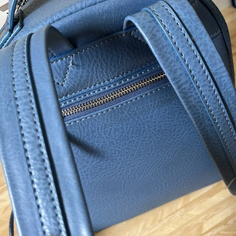 Matt and Nat mini backpack - Picture 3 of 5